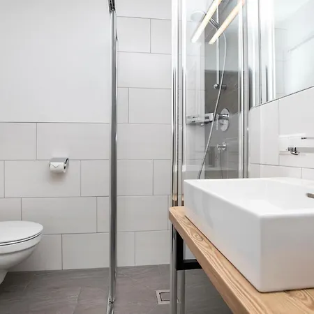 Daire Souterrain 333 *