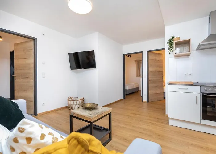 Lejlighed Souterrain 333 *